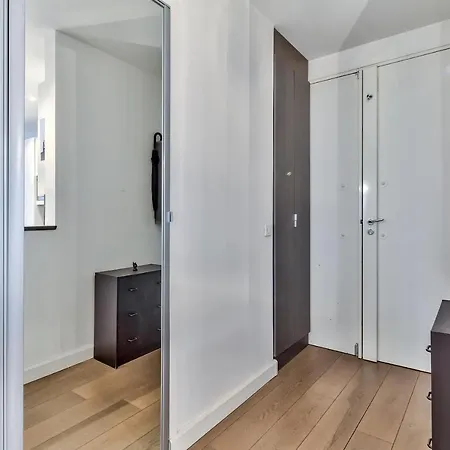 Modern & Bright Flat In Le Marais - An Ecoloflat * Paris
